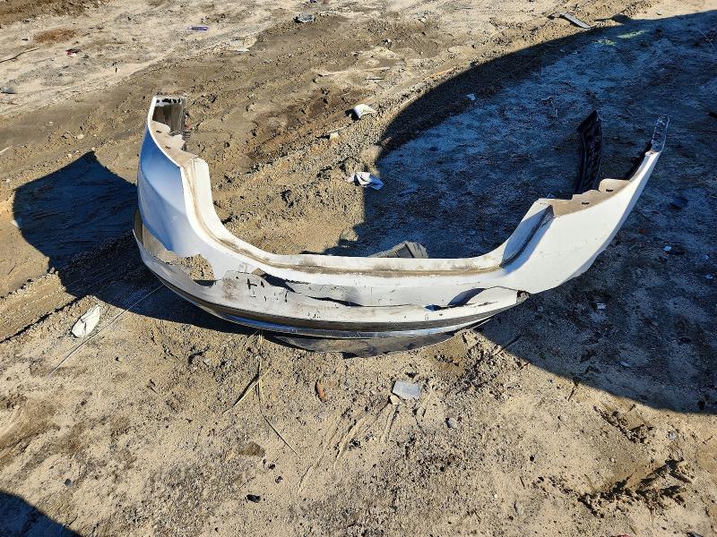 Фото 12 - CHRYSLER 200