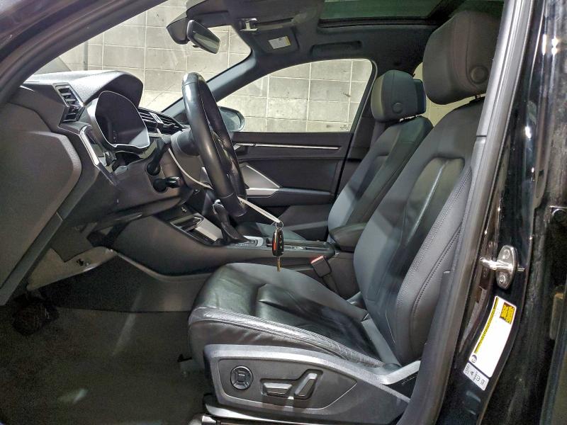 Фото 7 - AUDI Q3