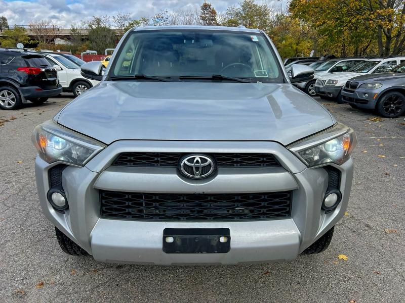 Фото 11 - TOYOTA 4RUNNER