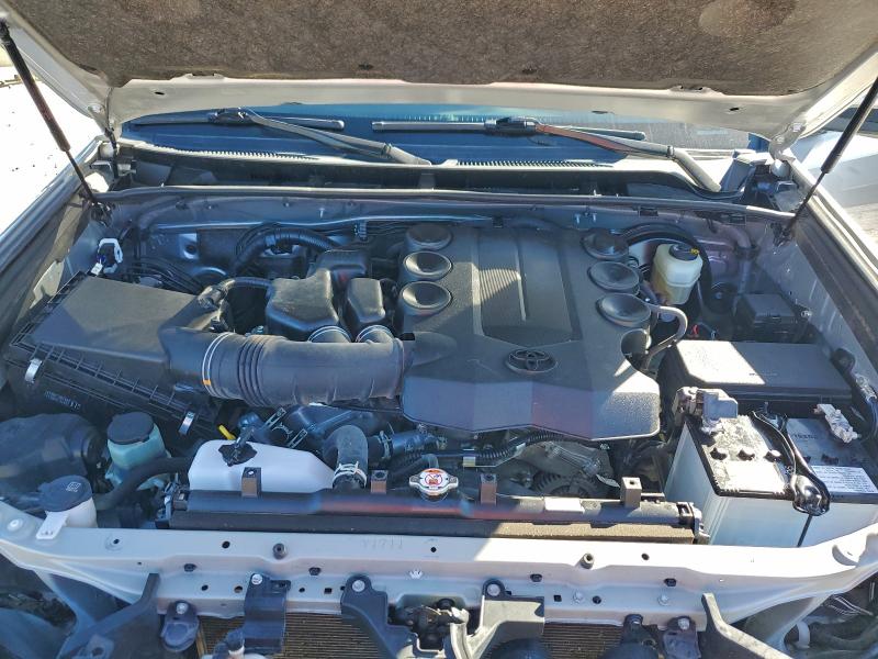 Фото 12 - TOYOTA 4RUNNER