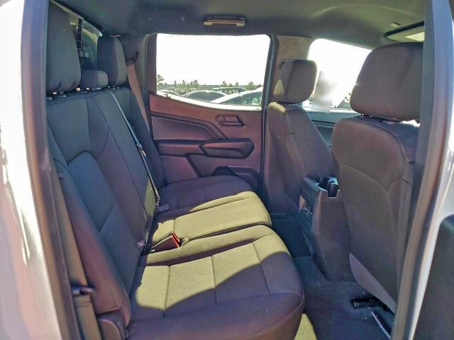 Фото 10 - CHEVROLET COLORADO