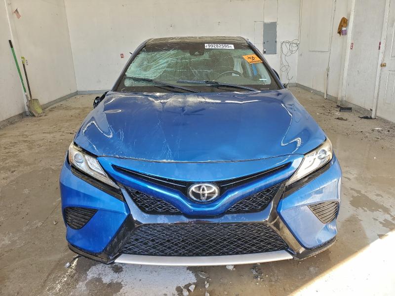 Фото 5 - TOYOTA CAMRY