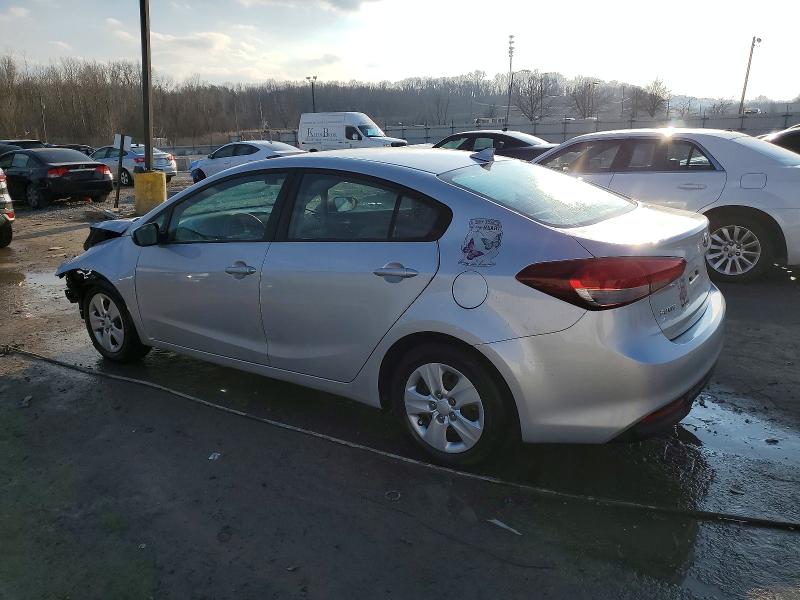 Фото 2 - KIA FORTE