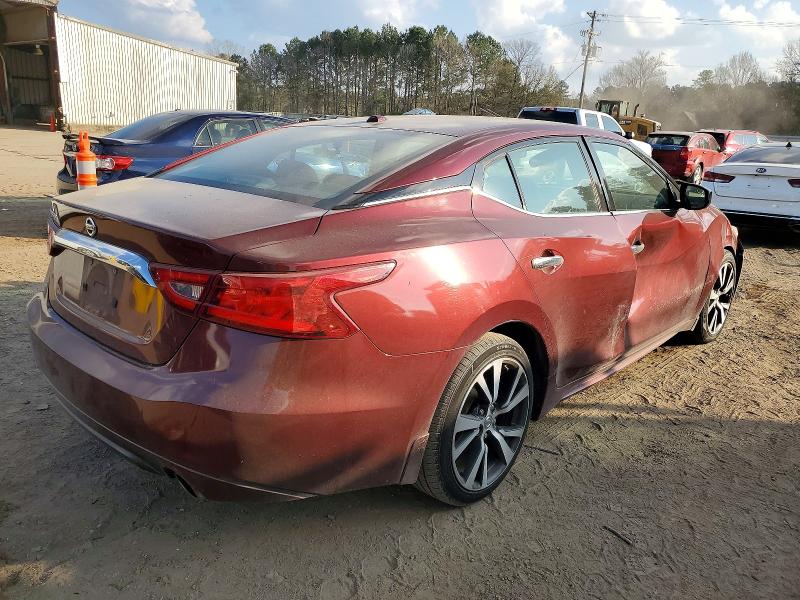 Фото 3 - NISSAN MAXIMA