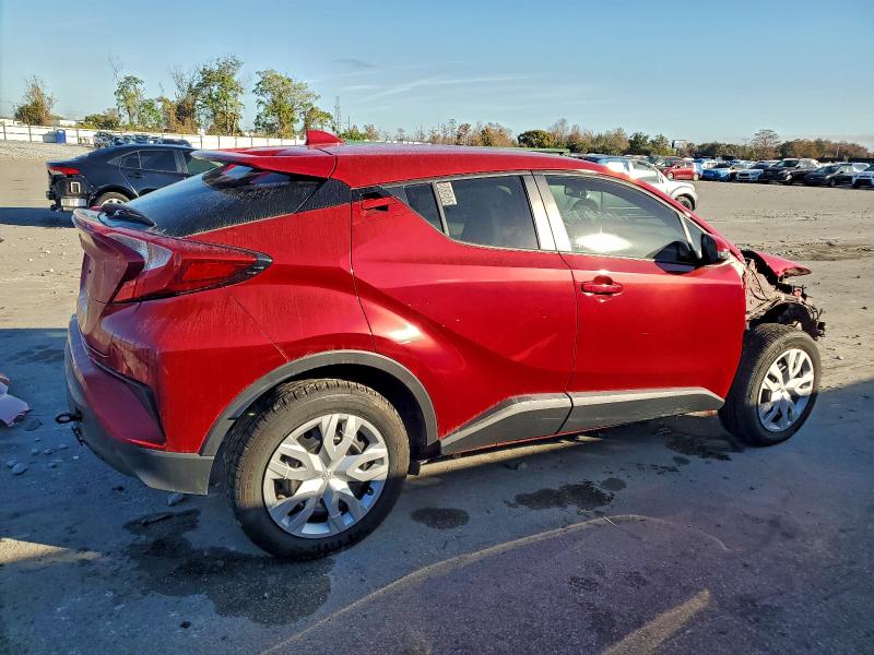 Фото 3 - TOYOTA C-HR