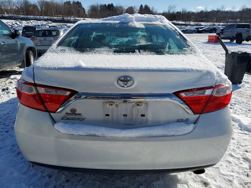 Фото 6 - TOYOTA CAMRY