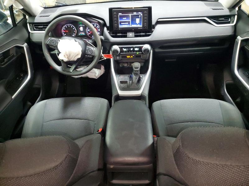 Фото 8 - TOYOTA RAV4