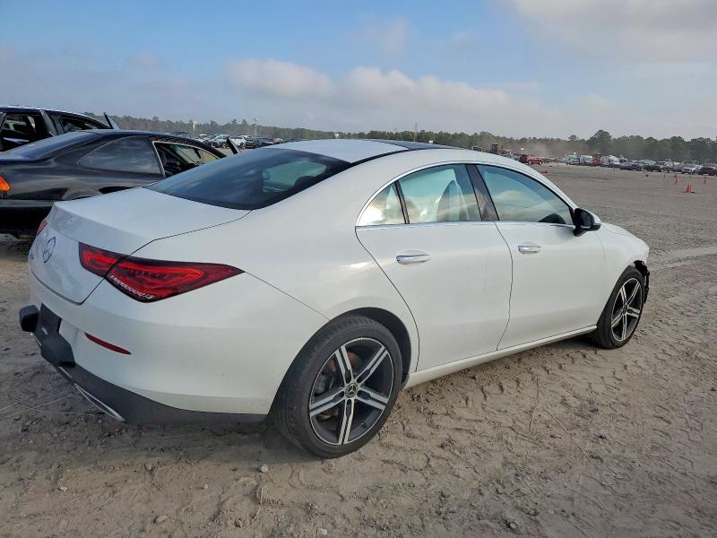 Фото 3 - MERCEDES-BENZ CLA-CLASS