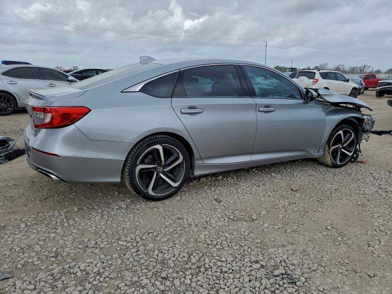 Фото 3 - HONDA ACCORD