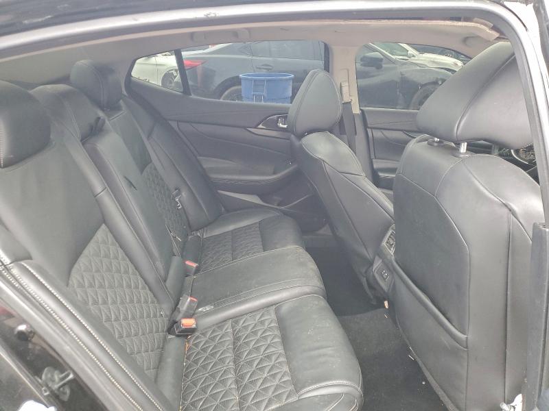 Фото 10 - NISSAN MAXIMA