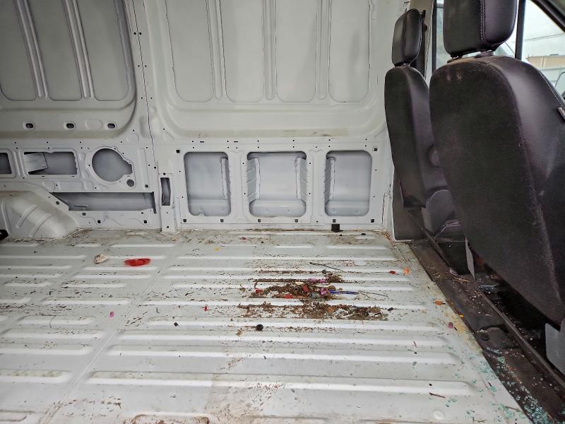 Фото 10 - FORD TRANSIT