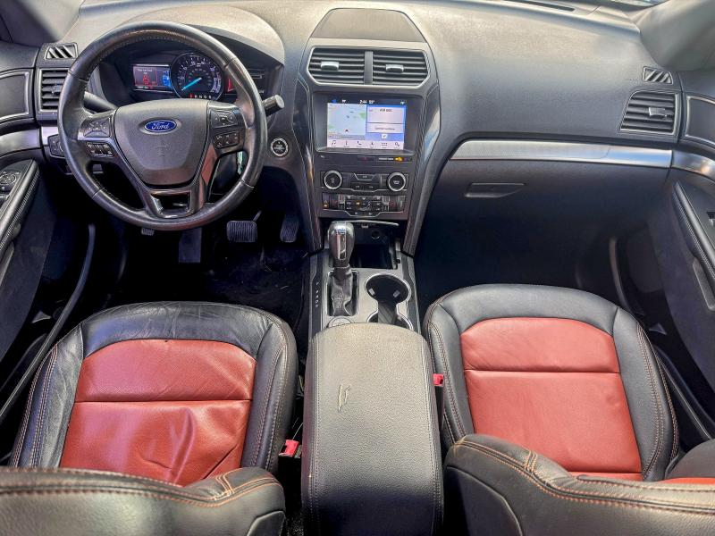 Фото 9 - FORD EXPLORER