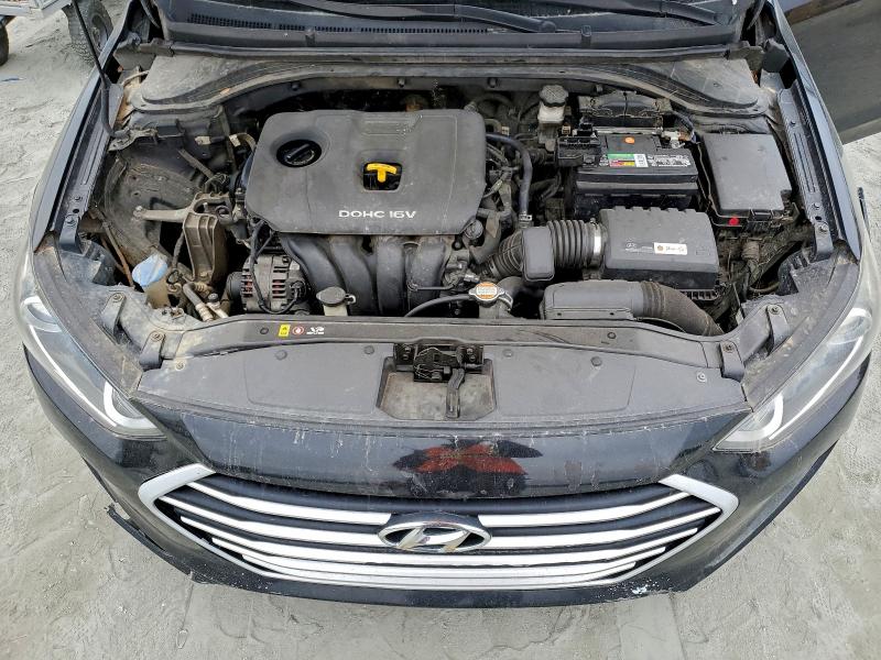 Фото 11 - HYUNDAI ELANTRA