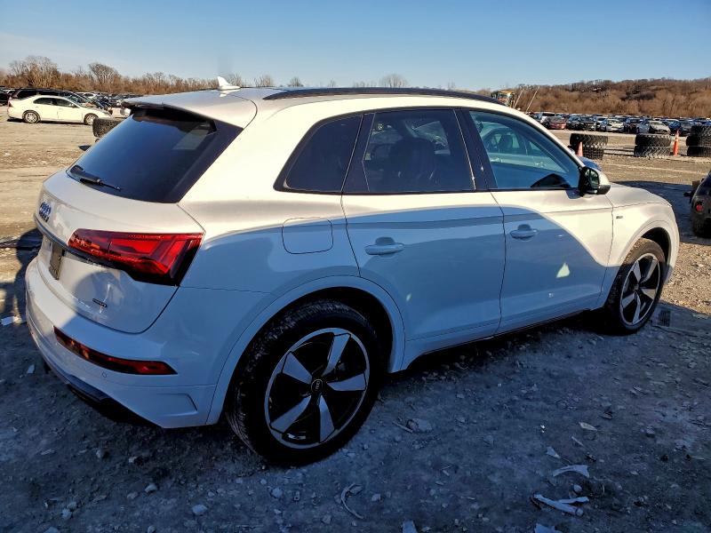 Фото 3 - AUDI Q5