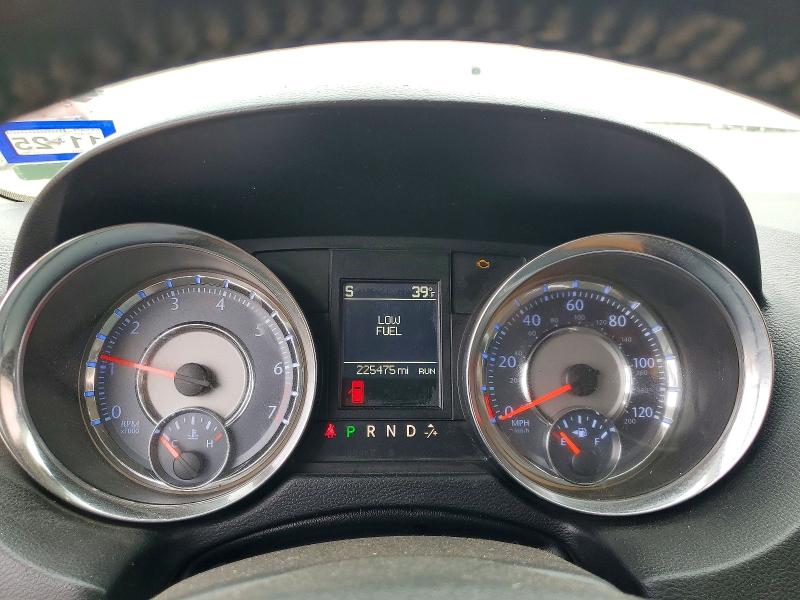 Фото 9 - CHRYSLER MINIVAN