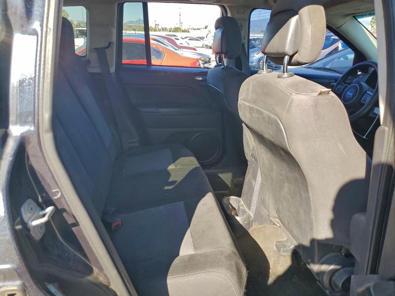 Фото 11 - JEEP COMPASS