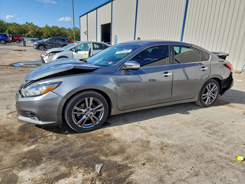 Фото 1 - NISSAN ALTIMA