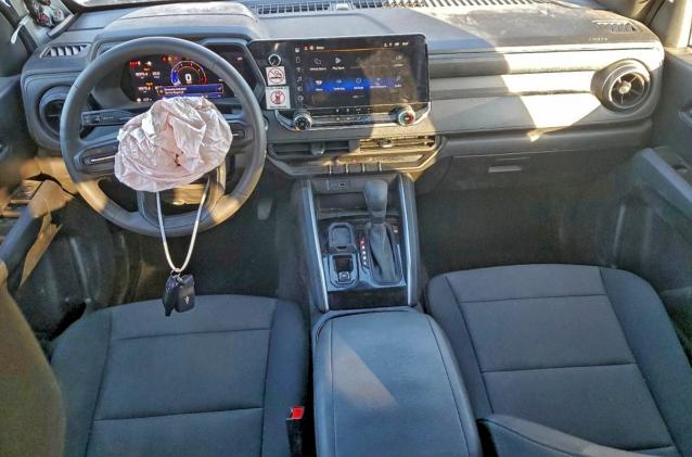 Фото 8 - CHEVROLET COLORADO