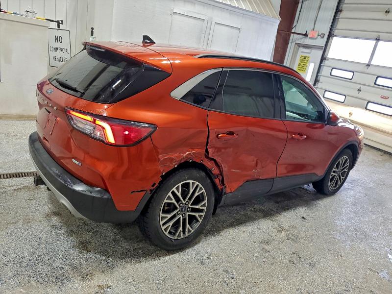 Фото 3 - FORD ESCAPE