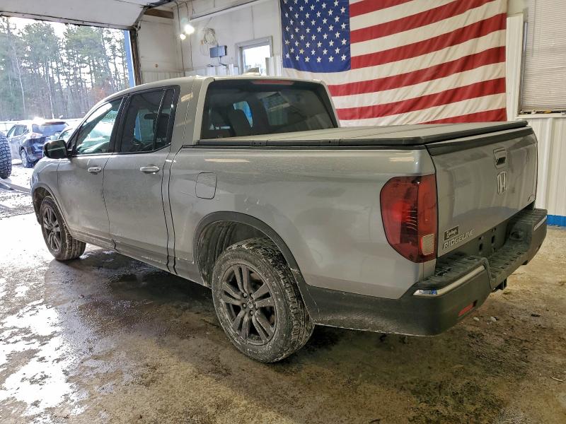 Фото 2 - HONDA RIDGELINE