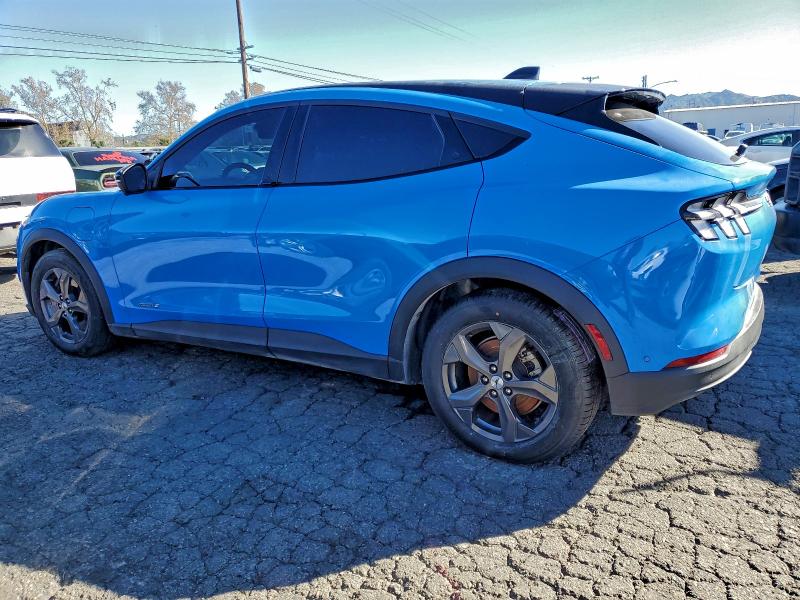 Фото 2 - FORD MUSTANG