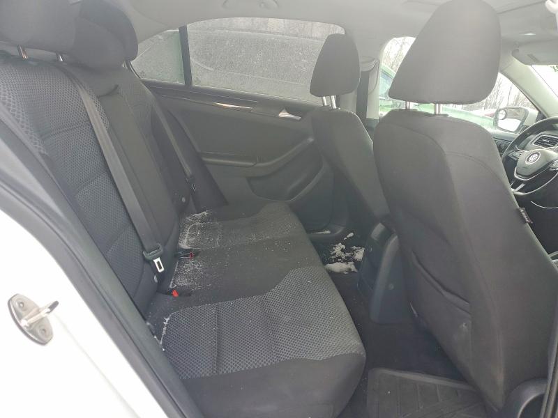 Фото 10 - VOLKSWAGEN JETTA