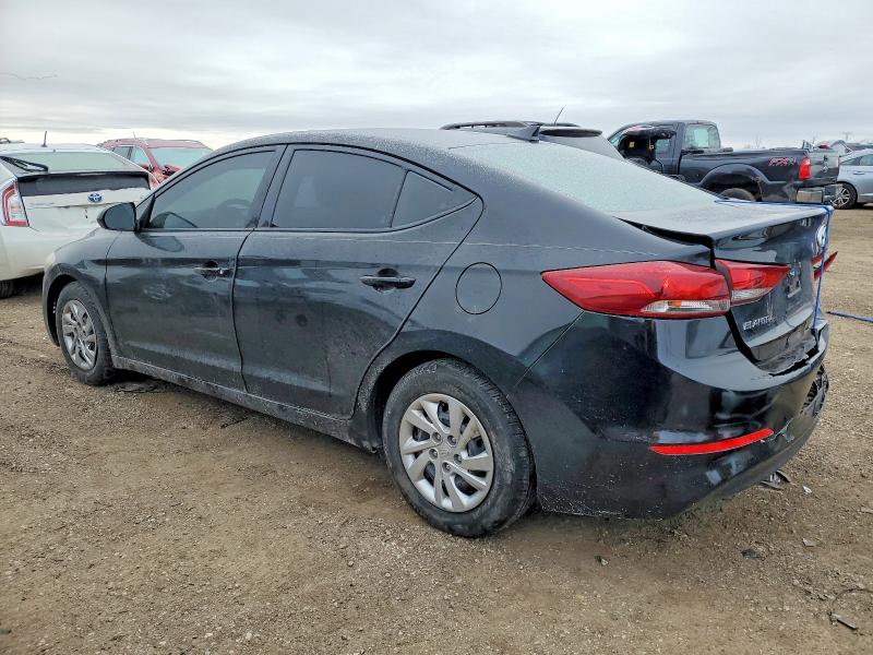 Фото 2 - HYUNDAI ELANTRA