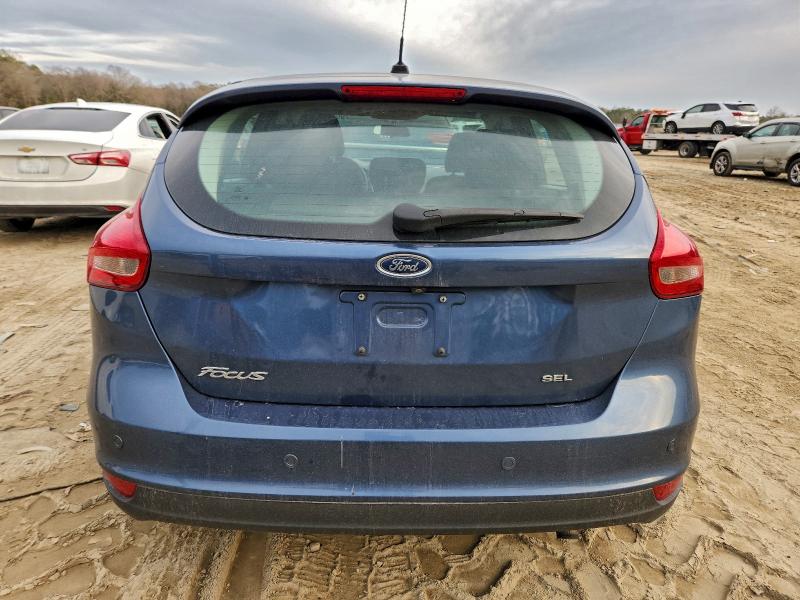 Фото 6 - FORD FOCUS