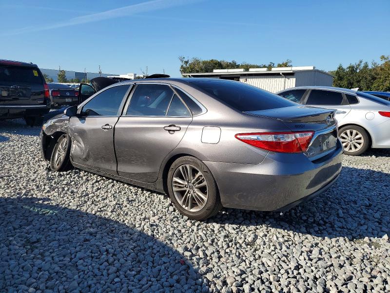 Фото 2 - TOYOTA CAMRY