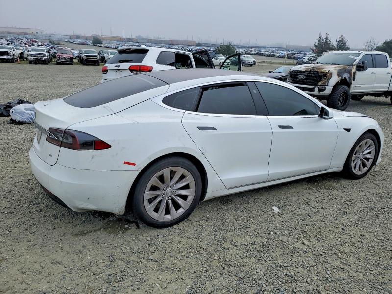 Фото 3 - TESLA MODEL S