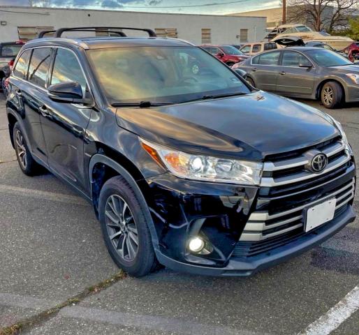 Фото 1 - TOYOTA HIGHLANDER