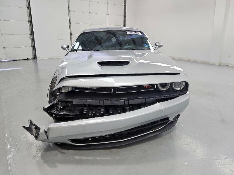 Фото 5 - DODGE CHALLENGER