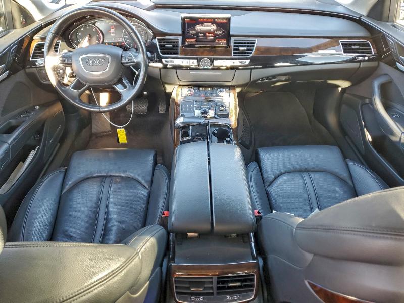 Фото 8 - AUDI A8