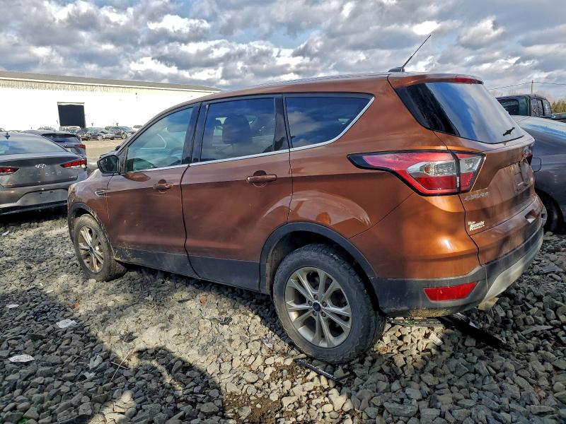 Фото 2 - FORD ESCAPE