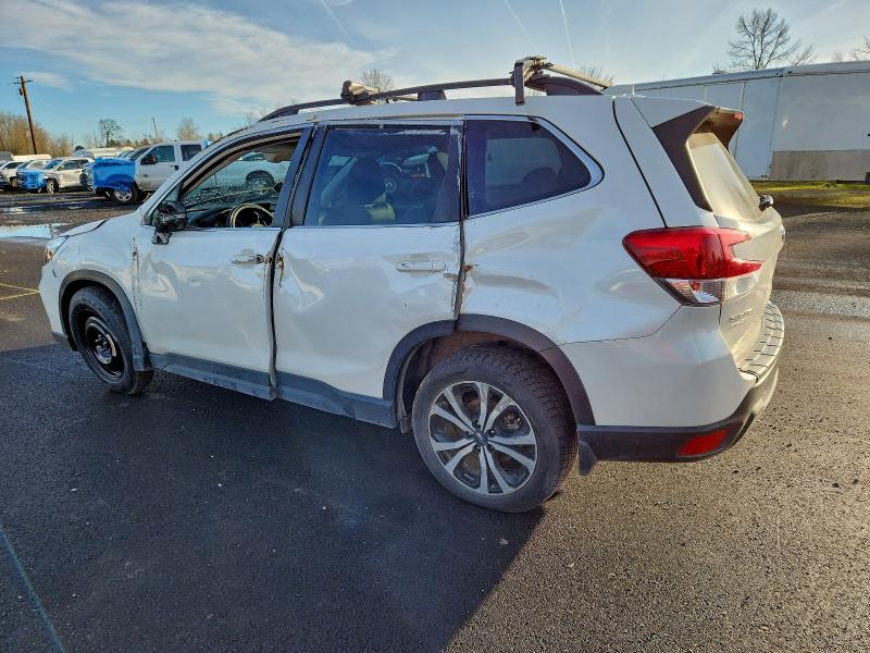 Фото 2 - SUBARU FORESTER