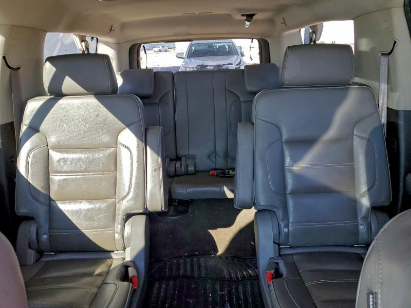 Фото 10 - GMC YUKON