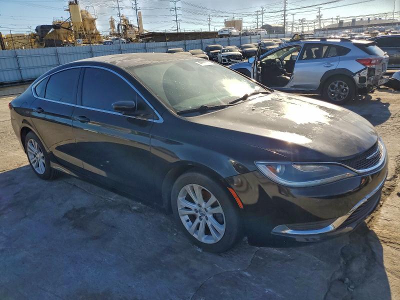 Фото 4 - CHRYSLER 200