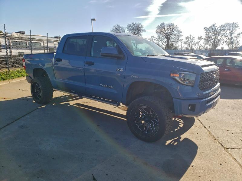 Фото 4 - TOYOTA TUNDRA