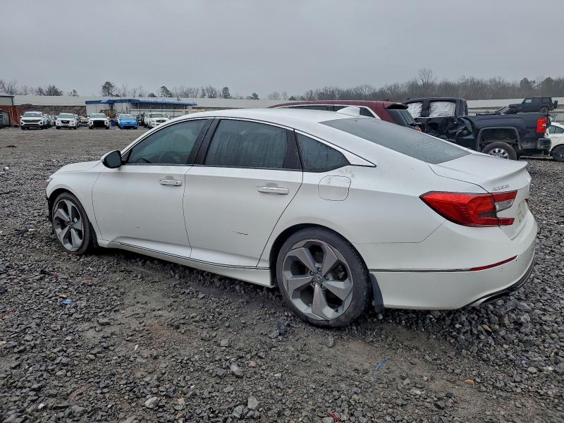 Фото 2 - HONDA ACCORD