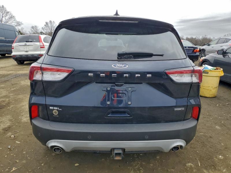 Фото 6 - FORD ESCAPE