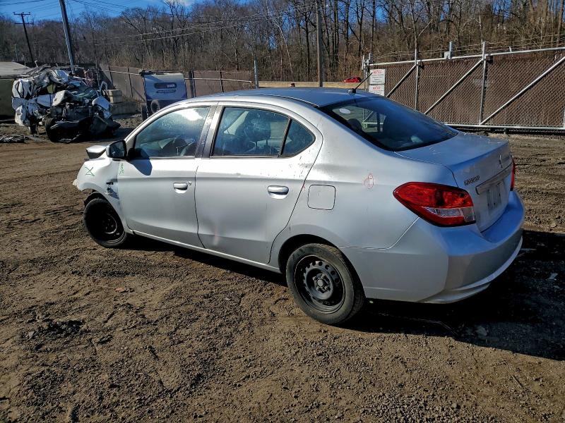 Фото 2 - MITSUBISHI MIRAGE