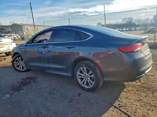 Фото 2 - CHRYSLER 200