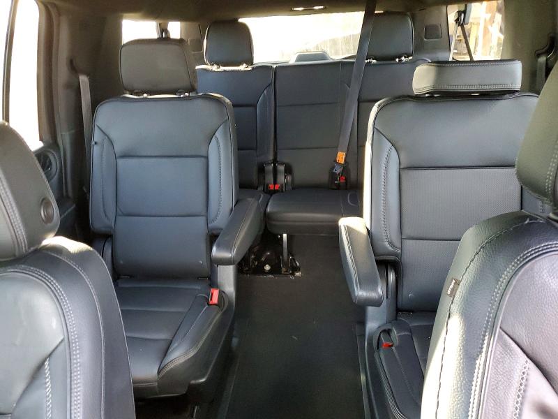 Фото 10 - GMC YUKON