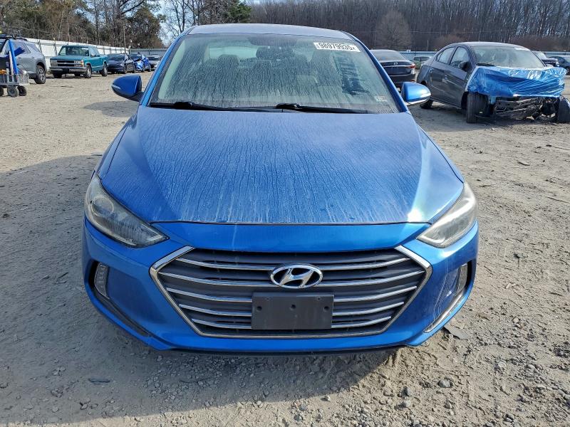 Фото 5 - HYUNDAI ELANTRA