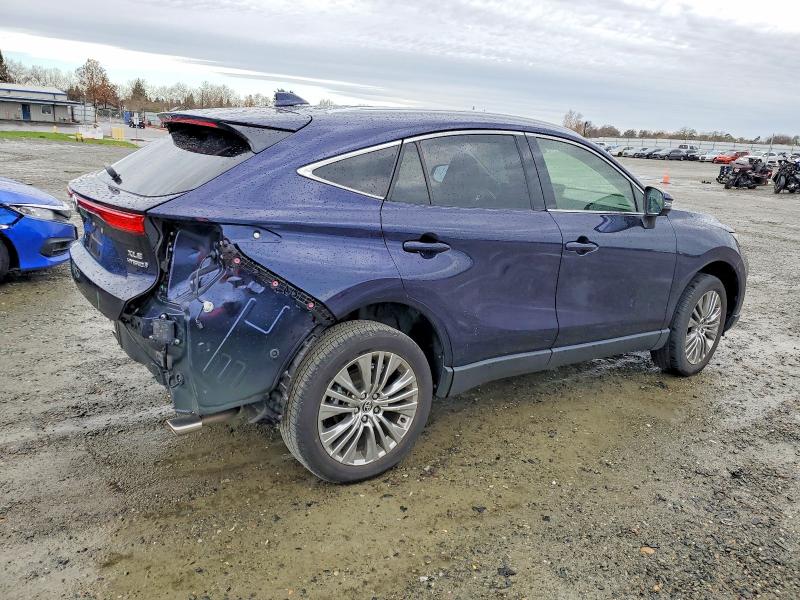 Фото 3 - TOYOTA VENZA