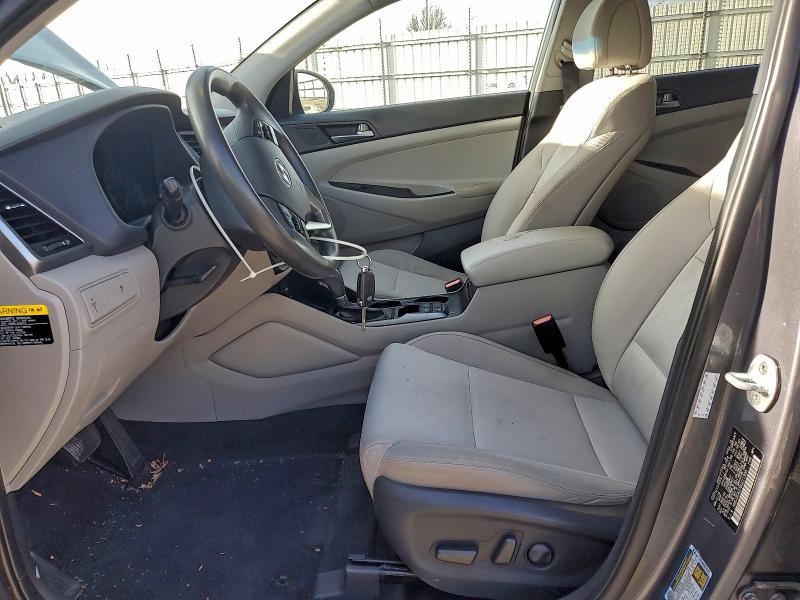 Фото 7 - HYUNDAI TUCSON