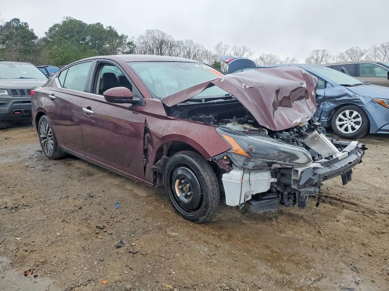 Фото 4 - NISSAN ALTIMA