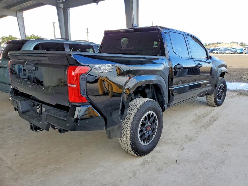 Фото 3 - TOYOTA TACOMA