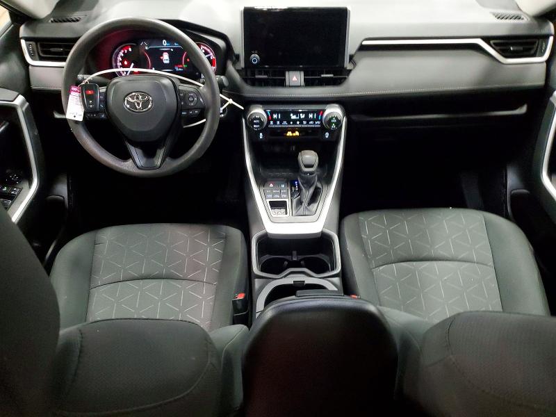 Фото 8 - TOYOTA RAV4