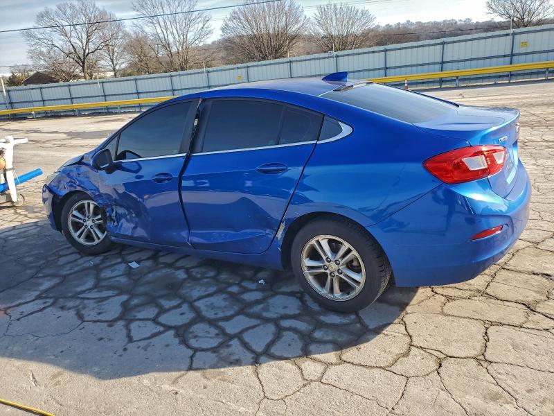 Фото 2 - CHEVROLET CRUZE